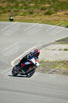 media/Apr-20-2024-TrackXperience (Sat) [[8e083f9805]]/Level 1/Session 2 (Turns 3 4 and 5)/